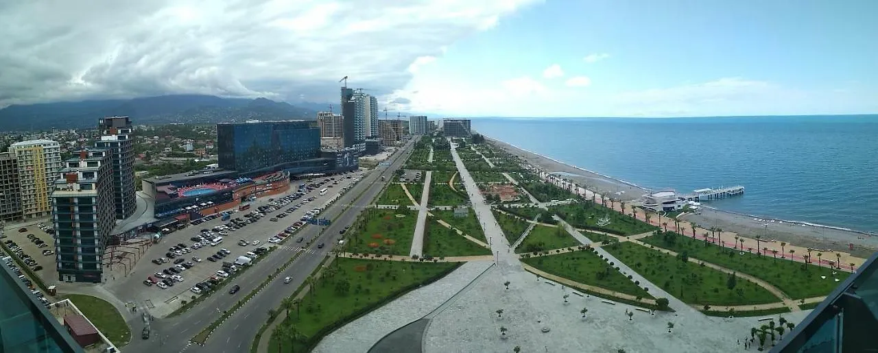 Апартамент Студия Панорамный Возле Моря Batumi Apartment